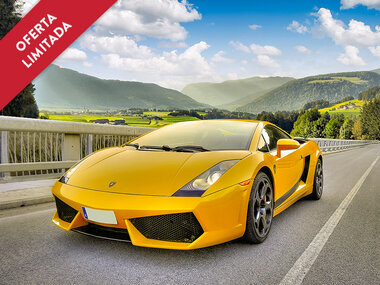 Ruta de 14 km por carretera en Lamborghini Gallardo para 1 persona