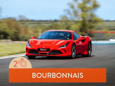 Stage de pilotage : 2 tours sur le circuit du Bourbonnais en Ferrari F8