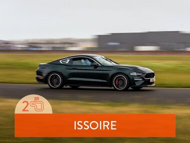 Stage de pilotage : 2 tours sur le circuit d'Issoire en Ford Mustang Bullit