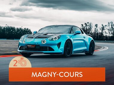 Stage de pilotage : 2 tours sur le circuit de Magny-Cours en Alpine A110 R