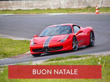 Natale in pista: 2 emozionanti giri alla guida di una Ferrari F458 o F430