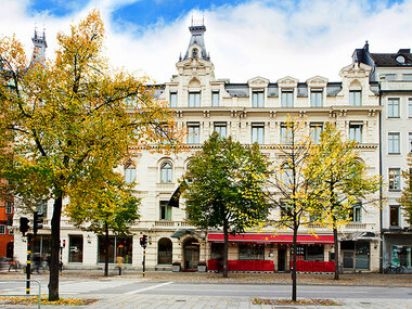 Övernattning med frukost på Elite Hotel Stockholm Plaza för 2