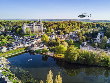 Vol en hélicoptère de 20 min pour 2 personnes au-dessus de Reims et ses environs