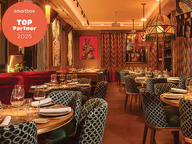 Restaurante ABYA: 1 menú y visita al Palacio de Saldaña para 2 personas