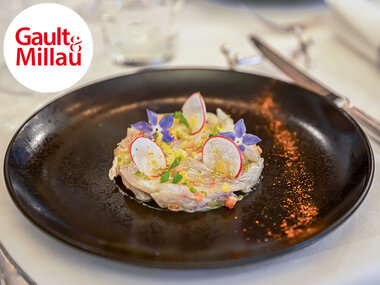 Restaurant Gault & Millau à Paris : dîner gastronomique de 5 plats pour 2 au Bistrot Volnay