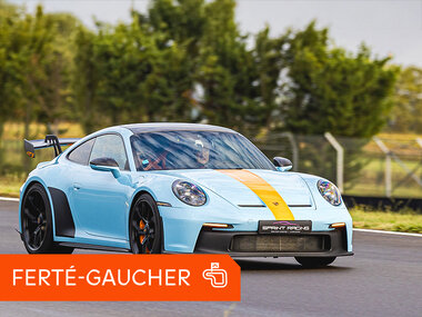 Stage de pilotage : 3 tours sur le circuit de La Ferté Gaucher en Porsche 992 GT3