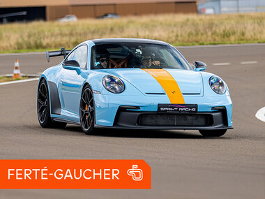 Stage de pilotage : 5 tours sur le circuit de La Ferté Gaucher en Porsche 992 GT3
