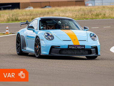 Stage de pilotage multivolant : 2 tours en Porsche Cayenne et 5 tours en Porsche 992 GT3 sur le circuit du Var