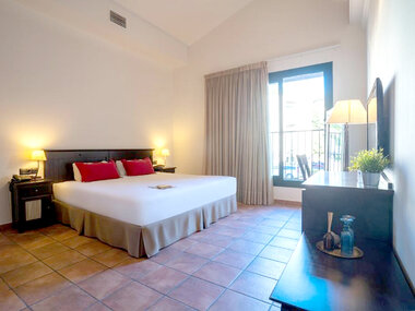Hotel & Spa Golden Barcelona 4*: 1 noche con desayuno para 2