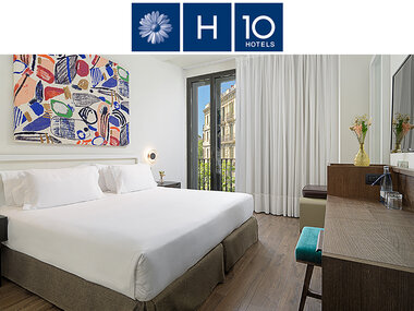 H10 Casanova 4*: 1 noche con desayuno y cóctel de bienvenida para 2