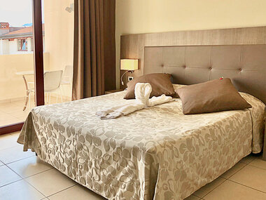 Soggiorno romantico sul Lago d'Iseo: 3 notti in Hotel 4* con Spa e cene gourmet