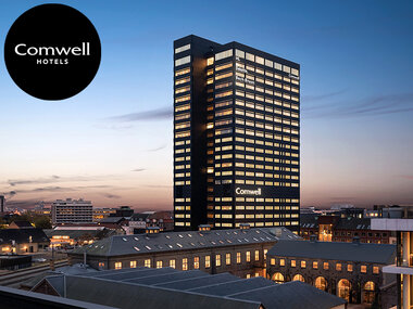 Luksusophold med middag på Comwell Aarhus for 2