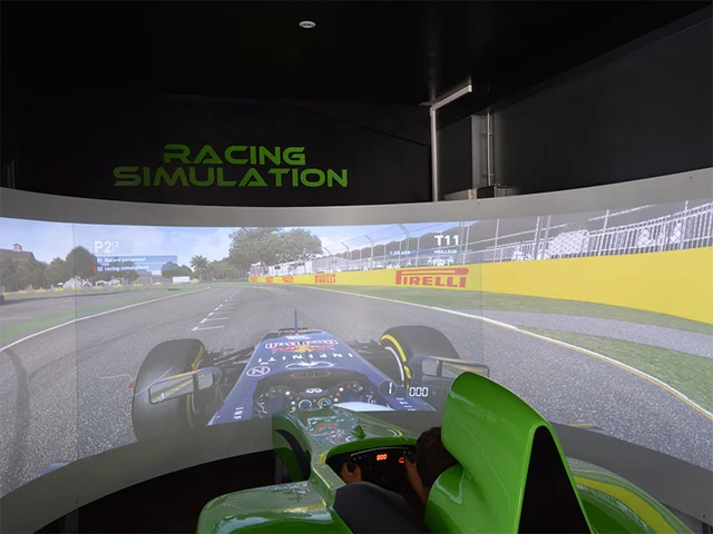 Simulateur de pilotage F1 à Paris 1er