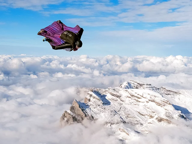 Wingsuit Flying the Sport