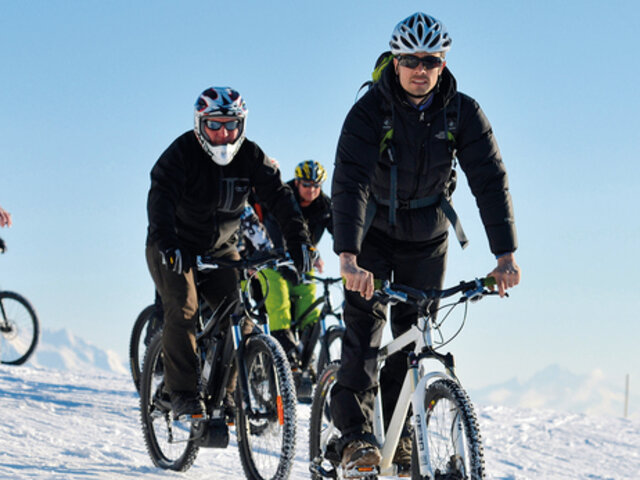Vtt Sur Neige Joyeux Anniversaire Multi Themes Vtt Sur Neige Joyeux Anniversaire Multi Themes