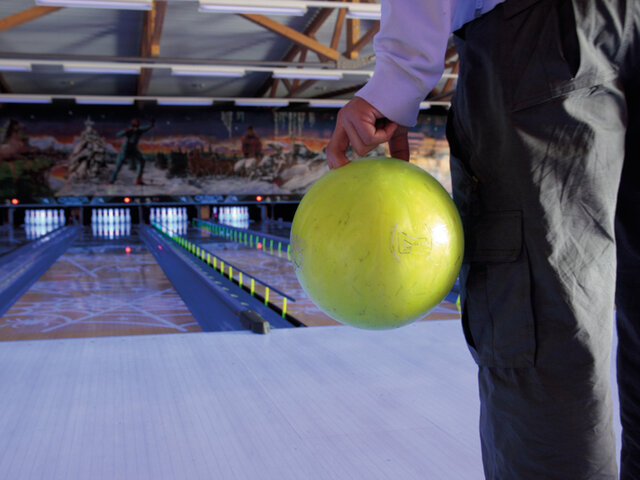 Bowling Minigolf Joyeux Anniversaire Multi Activites