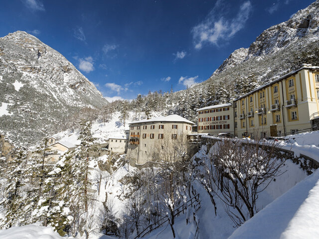 Bagni Vecchi Di Bormio Insieme A Qc Terme Benessere Nostri